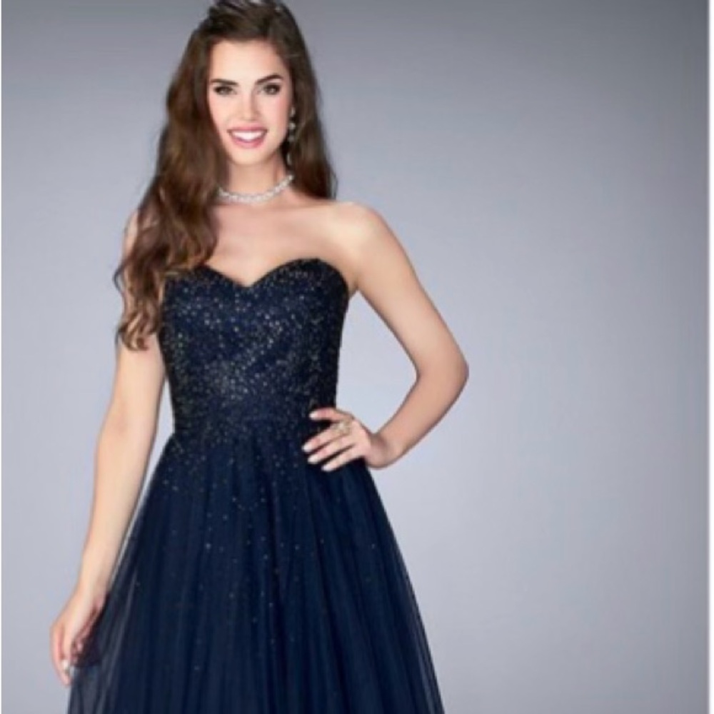 La femme new with tags strapless dress/gown Navy blue size 6 Juniors